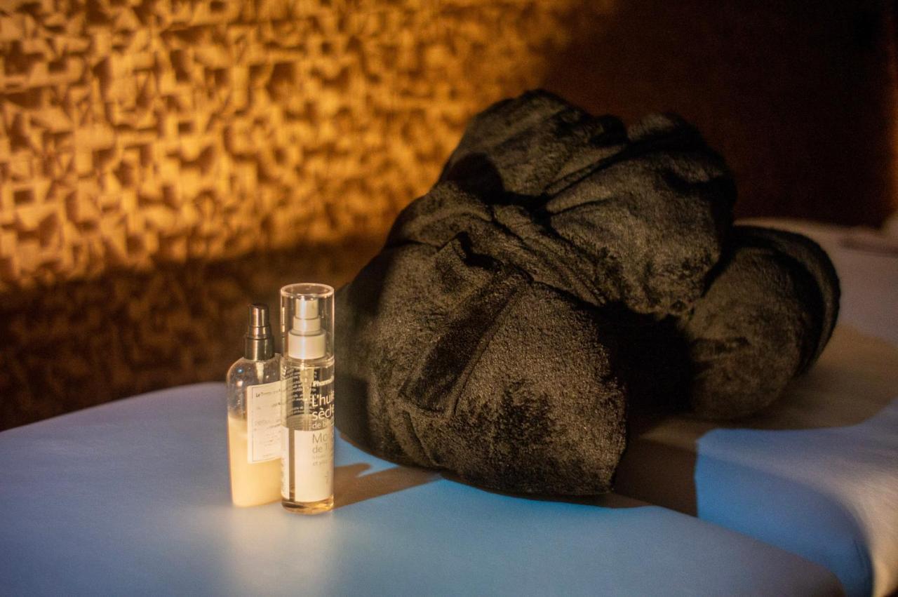 Love Suites & Spa "Le Loft" Avec Jacuzzi Privatif Médis Esterno foto